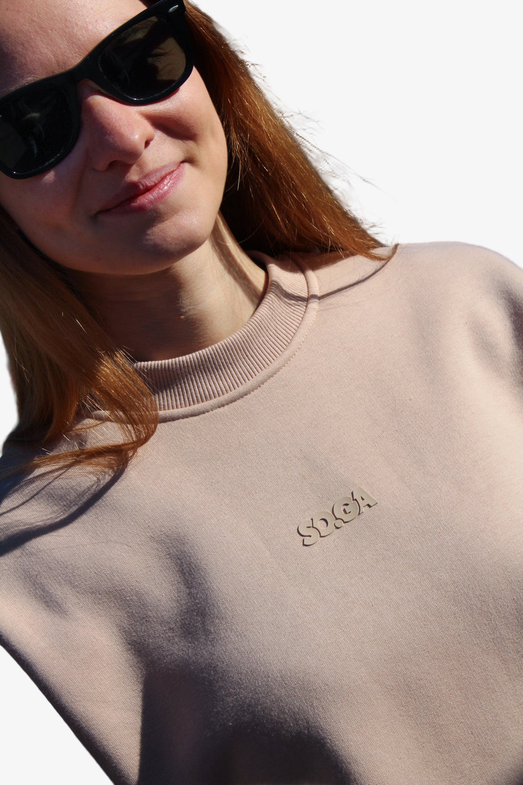 WOMEN'S OVERSIZED SWEATSHIRT